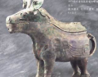 图片：青铜觥